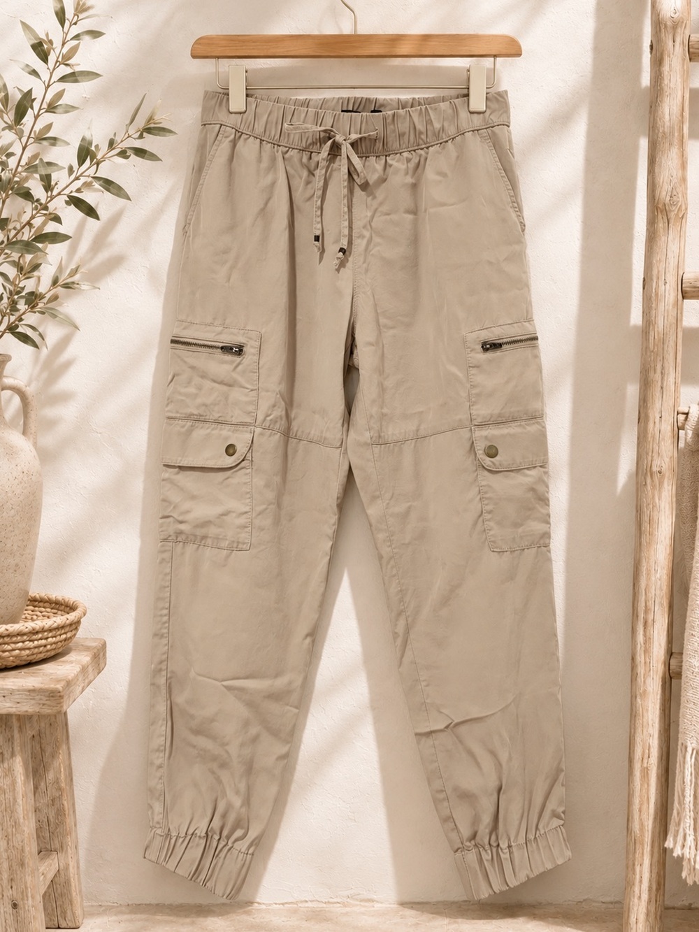 ✨ Banana Republic Khaki Tencel Cargo Jogger Utility Pants Size Petite Small ✨